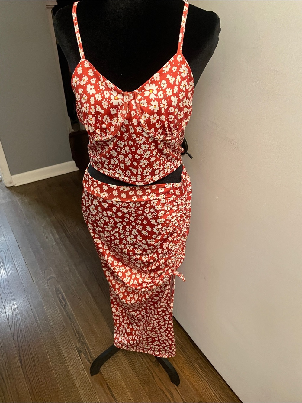 SHEIN Red Floral Tie-Side Midi Skirt